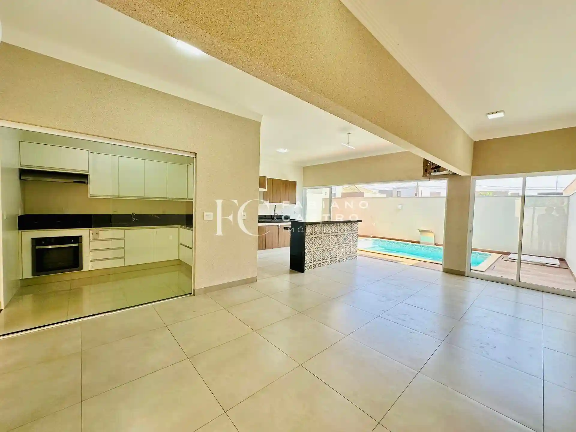 Casa de Condomínio com 3 quartos à venda, 200m² — foto 9 de 27
