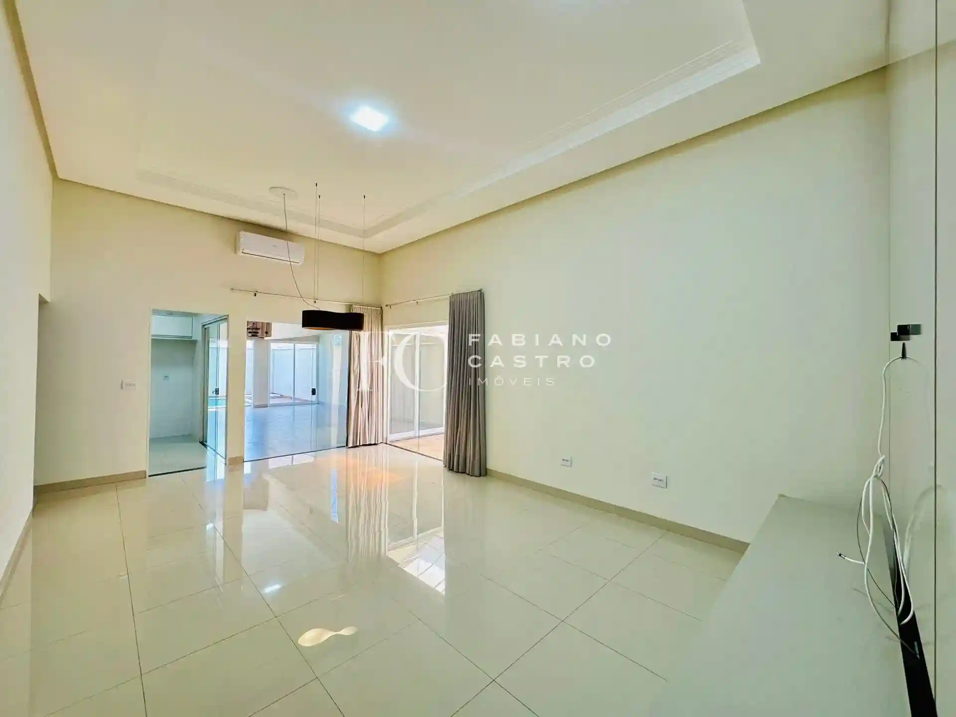 Casa de Condomínio com 3 quartos à venda, 200m² — foto 6 de 27