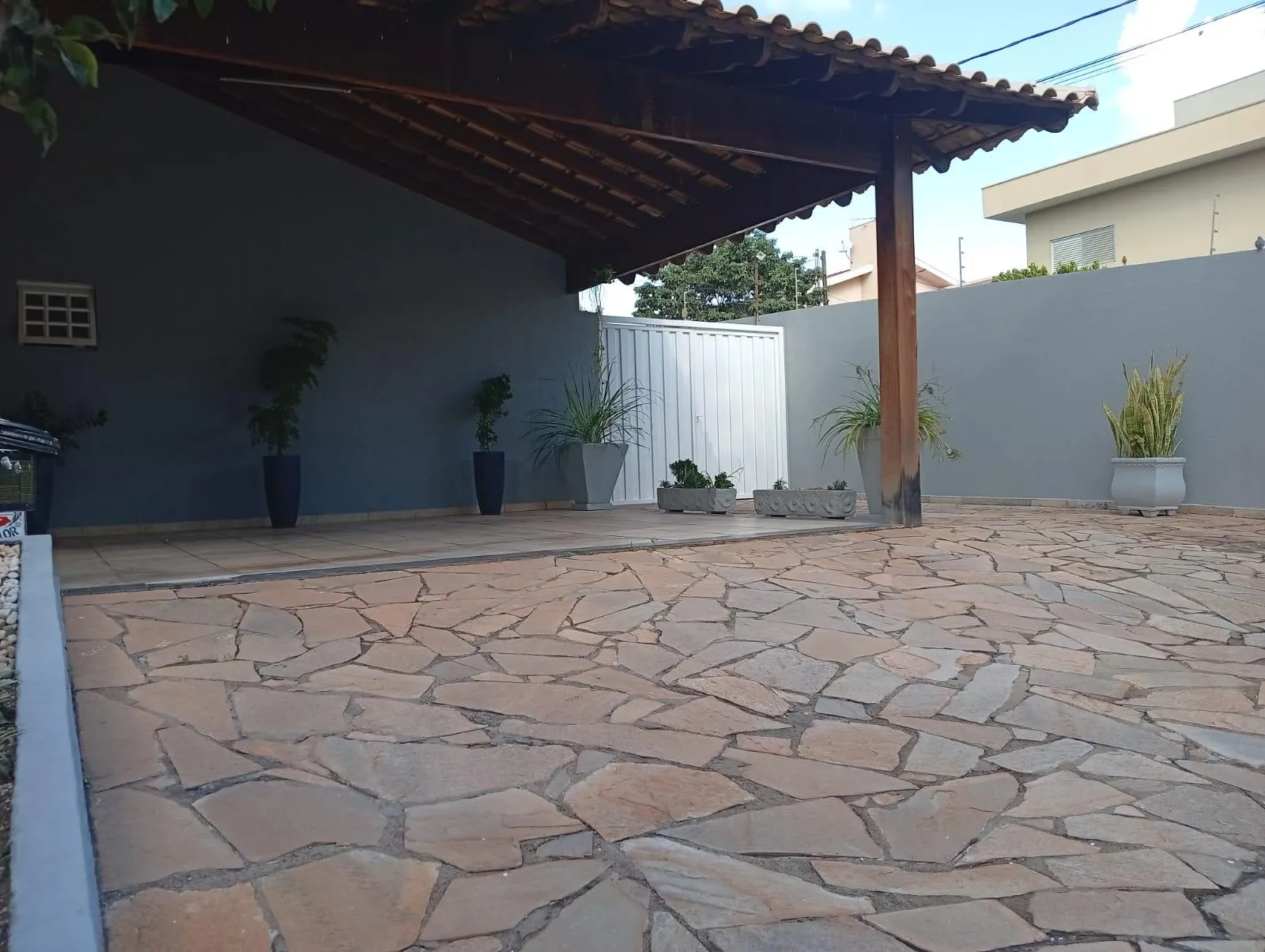 Casa com 3 quartos à venda, 450m² — foto 3 de 35