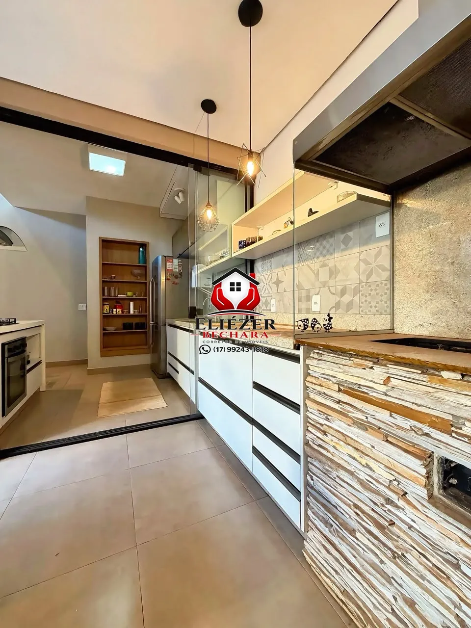 Casa de Condomínio com 3 quartos à venda, 140m² — foto 2 de 16