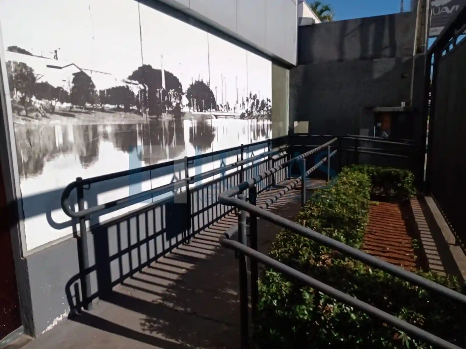 Galpão / Depósito / Armazém  para aluguel, 450m² — foto 10 de 10