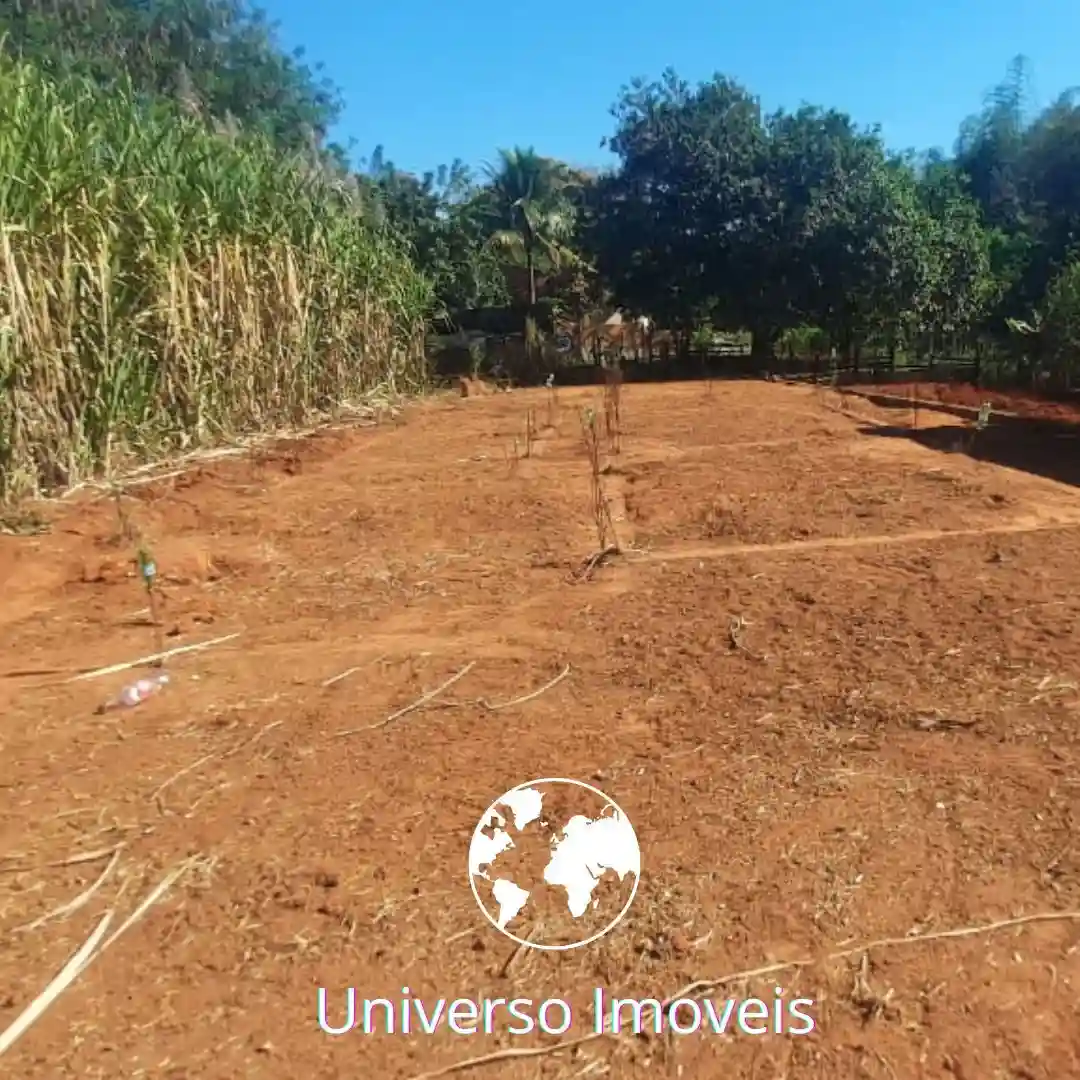Terreno / Lote / Condomínio  à venda, 372m² — foto 2 de 3