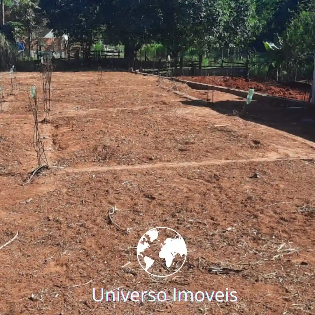 Terreno / Lote / Condomínio  à venda, 372m² — foto 1 de 3