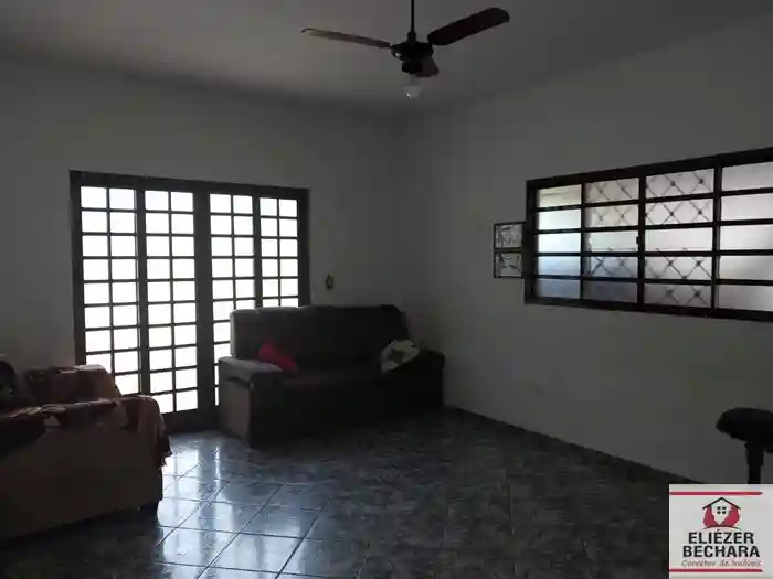 Fazenda / Sítio / Chácara com 3 quartos à venda, 2000m² — foto 2 de 19