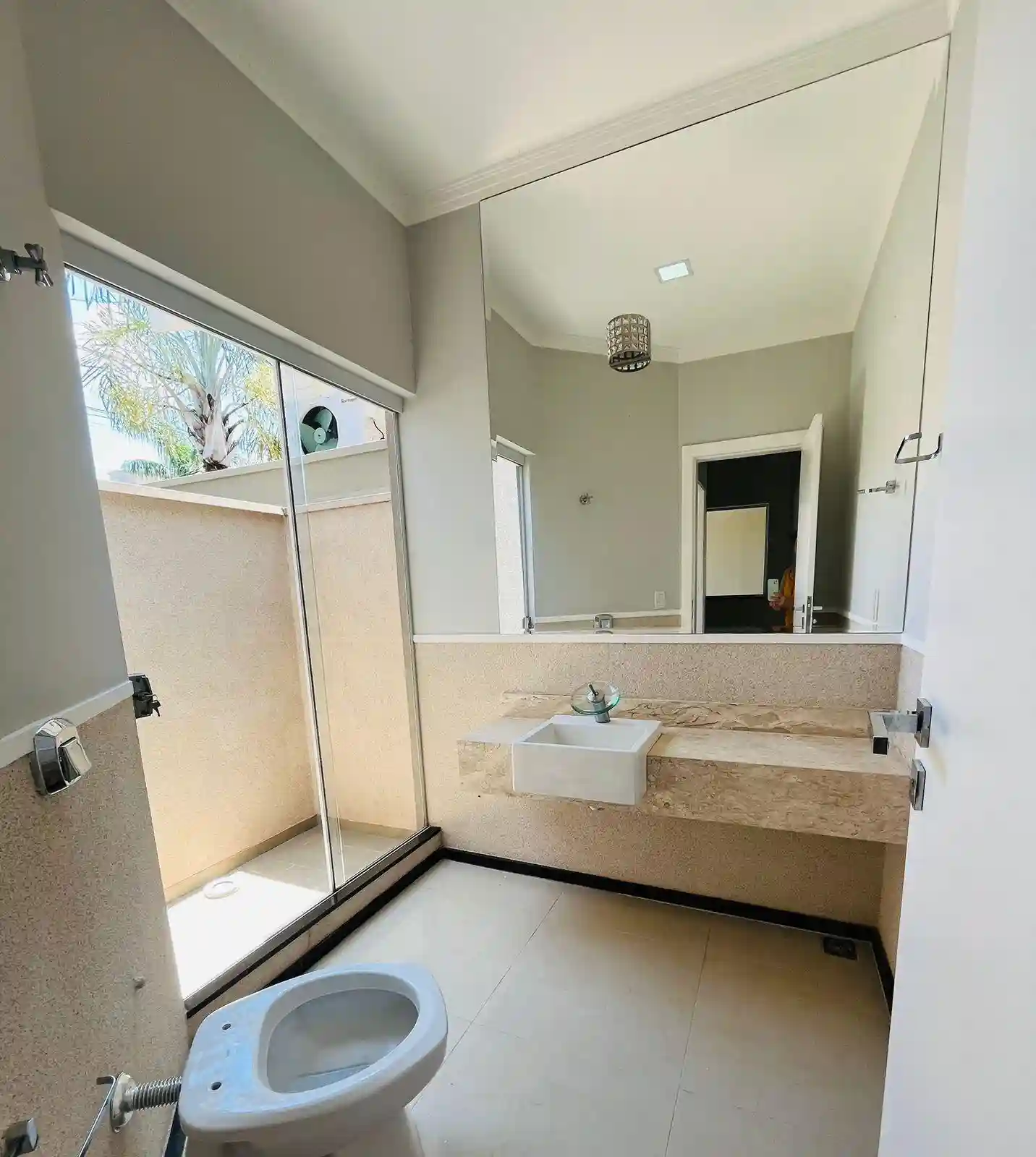 Casa de Condomínio com 3 quartos à venda, 180m² — foto 4 de 16