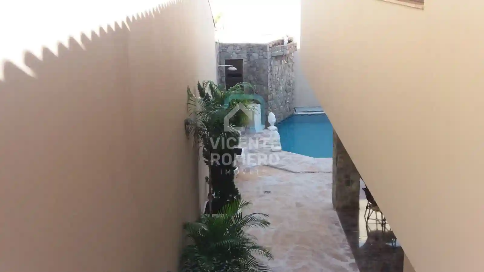 Casa de Condomínio com 5 quartos para aluguel, 460m² — foto 11 de 15