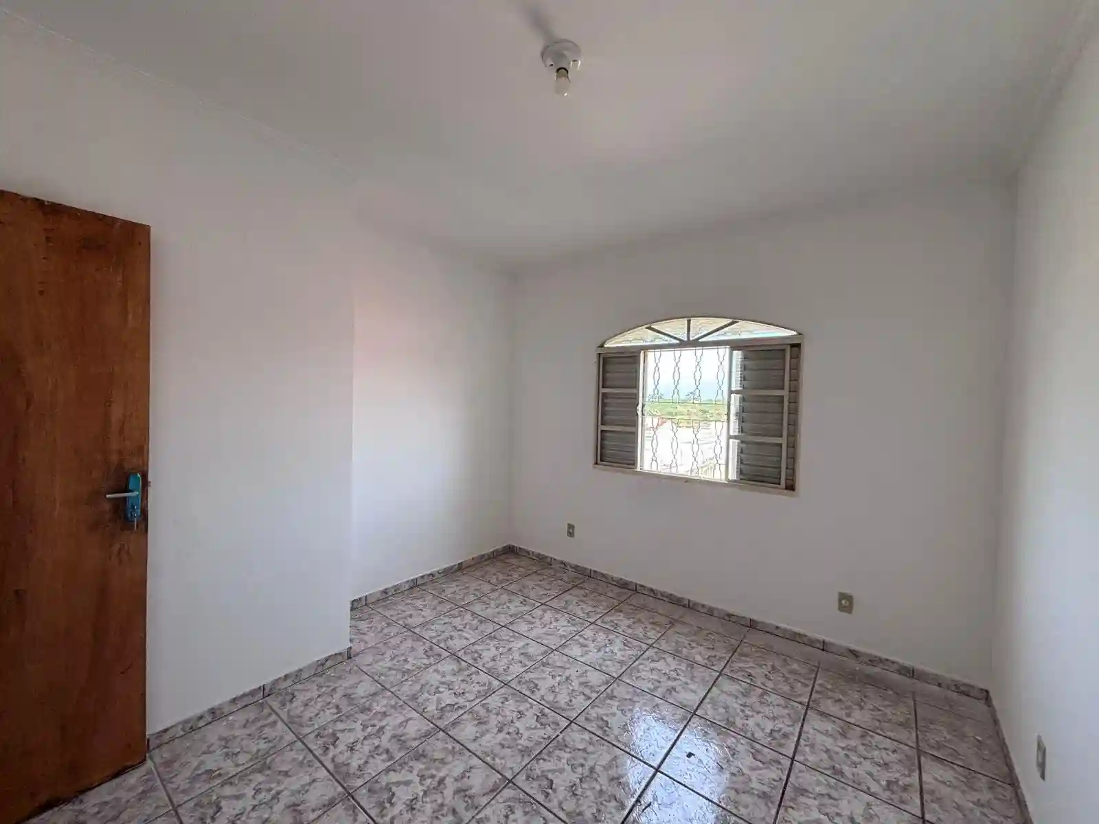 Casa com 3 quartos à venda, 201m² — foto 6 de 14