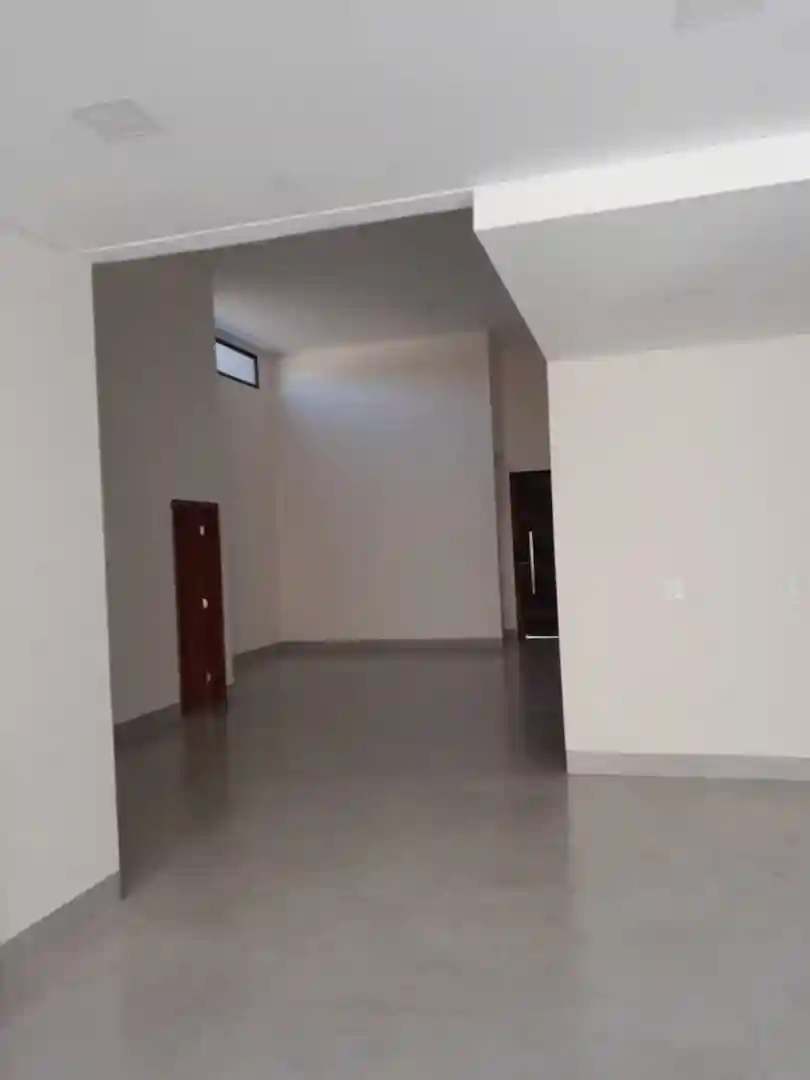 Casa de Condomínio com 3 quartos à venda, 400m² — foto 10 de 19