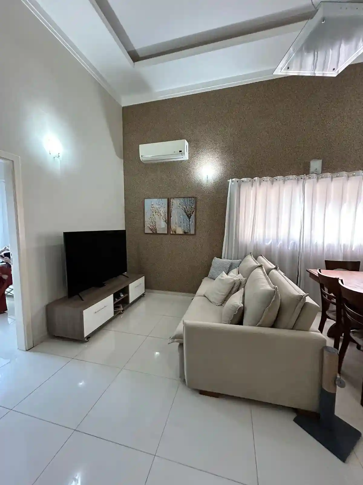 Casa de Condomínio com 3 quartos à venda, 275m² — foto 2 de 24