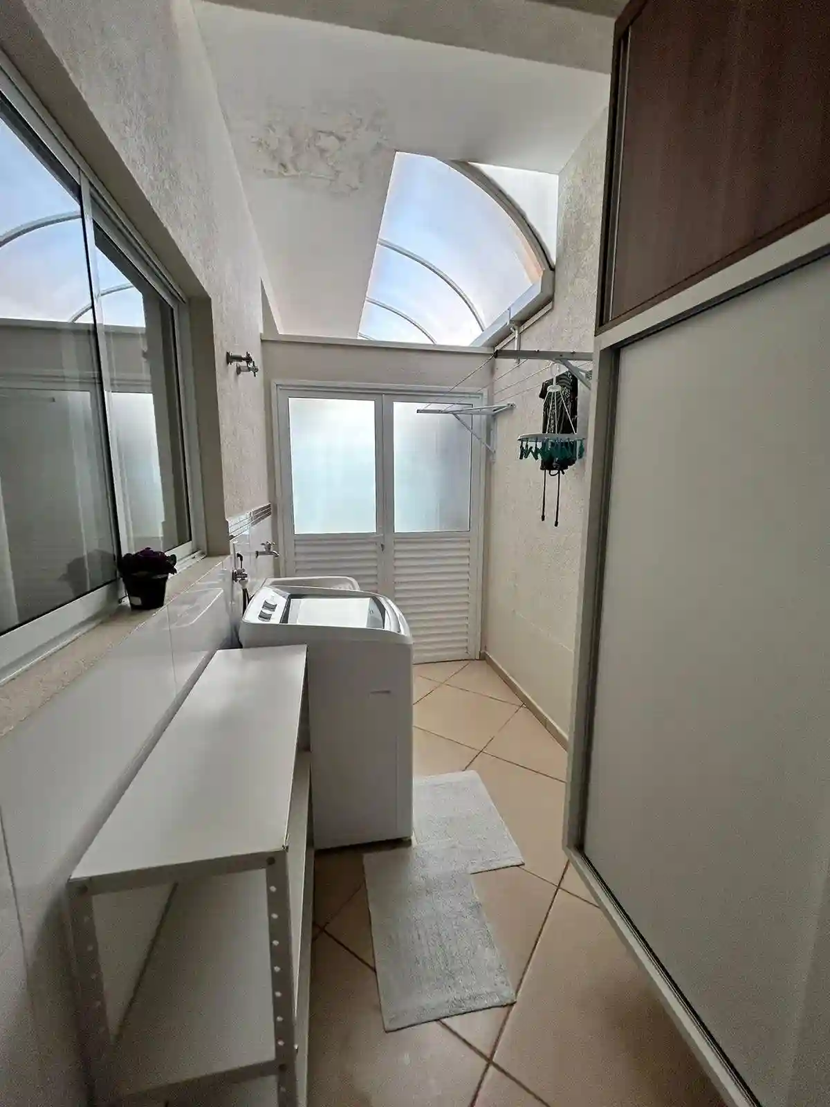 Casa de Condomínio com 3 quartos à venda, 275m² — foto 9 de 24