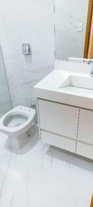 Casa à venda — foto 8 de 10