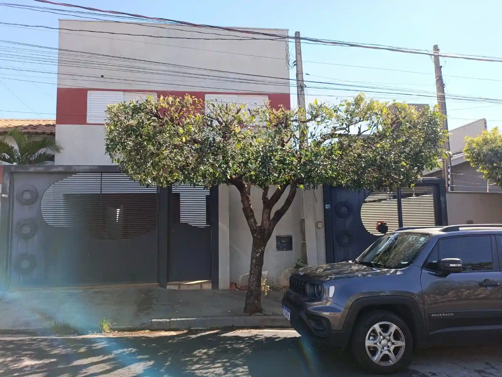 Casa com 3 quartos à venda, 167m² — foto 1 de 21