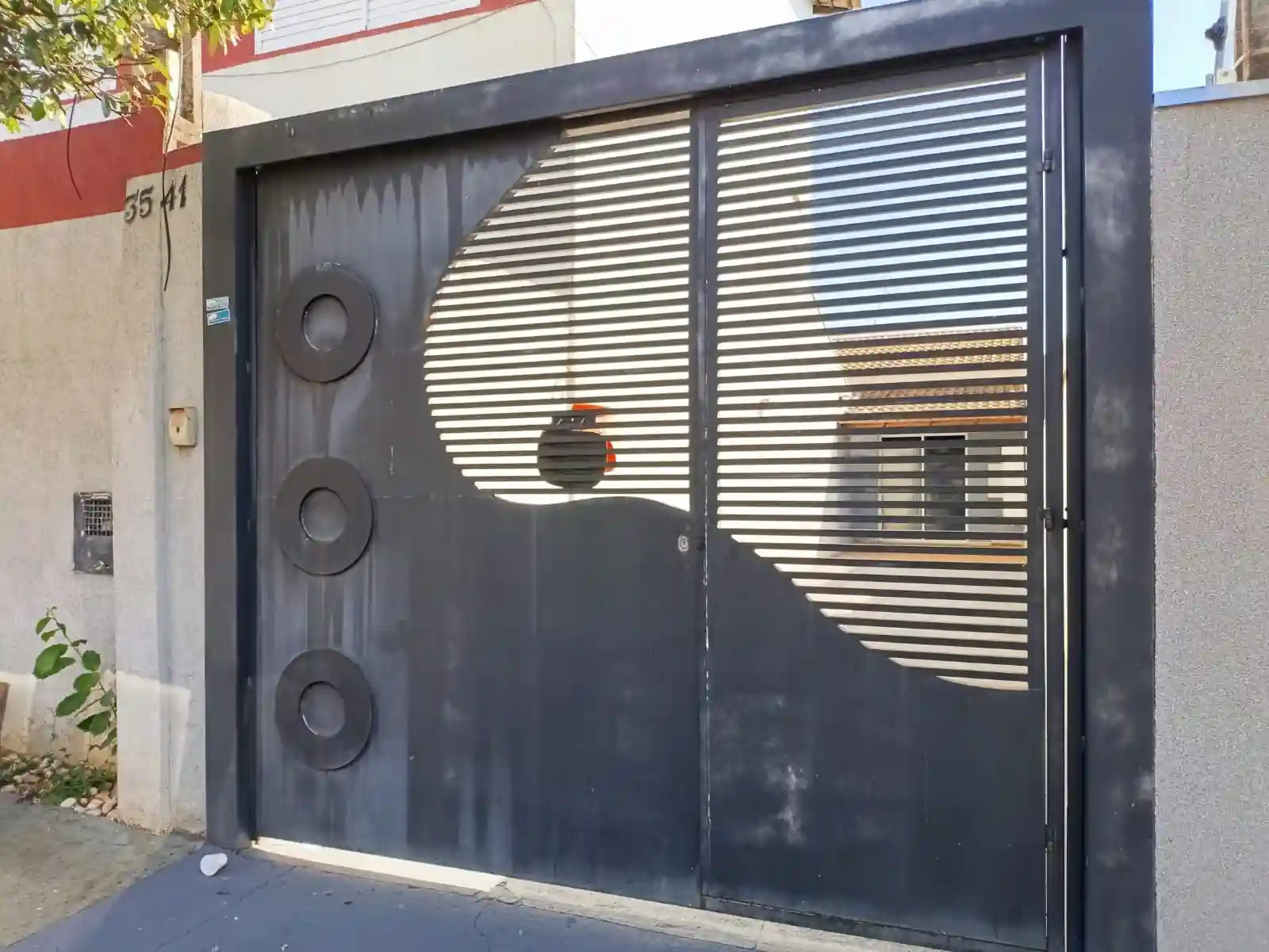 Casa com 3 quartos à venda, 167m² — foto 2 de 21