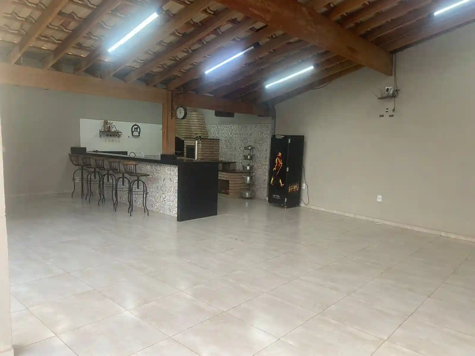 Casa com 3 quartos à venda, 360m² — foto 34 de 41