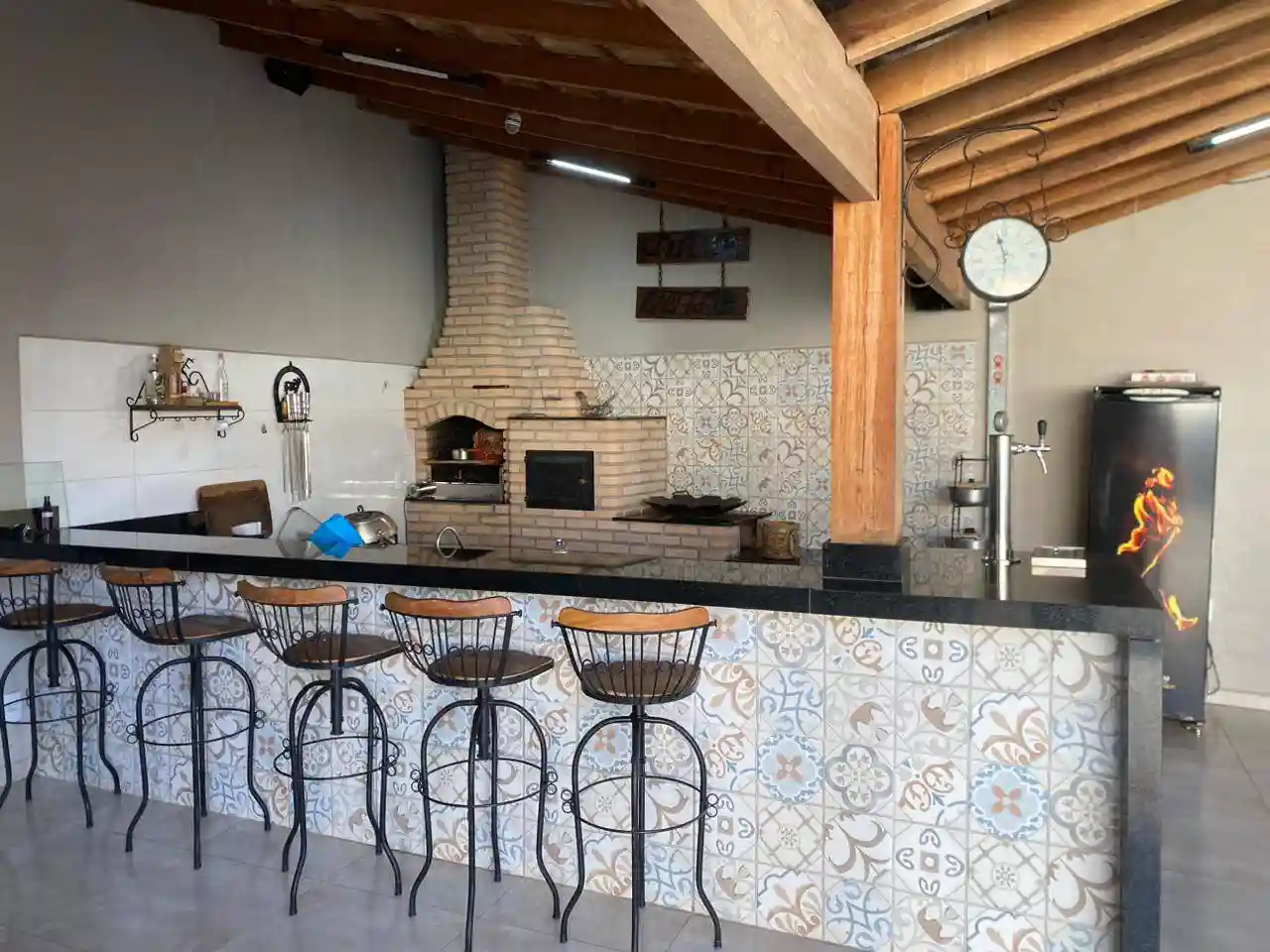 Casa com 3 quartos à venda, 360m² — foto 3 de 41
