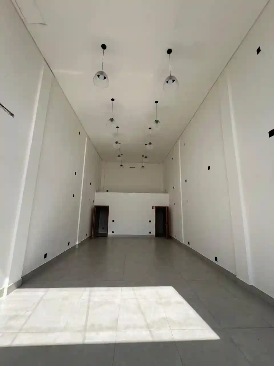 Conjunto Comercial / Sala  para aluguel, 85m² — foto 3 de 9