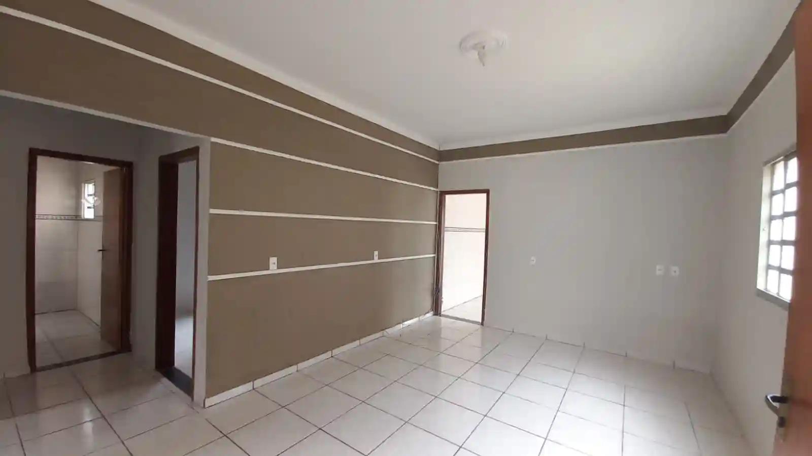 Casa com 2 quartos à venda, 200m² — foto 3 de 10