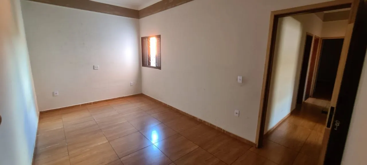 Casa com 3 quartos à venda, 200m² — foto 7 de 12