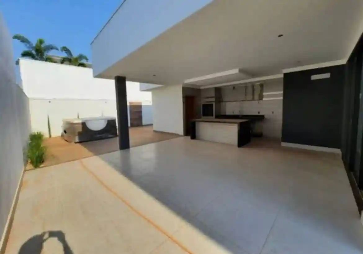 Casa de Condomínio com 3 quartos à venda, 200m² — foto 1 de 15