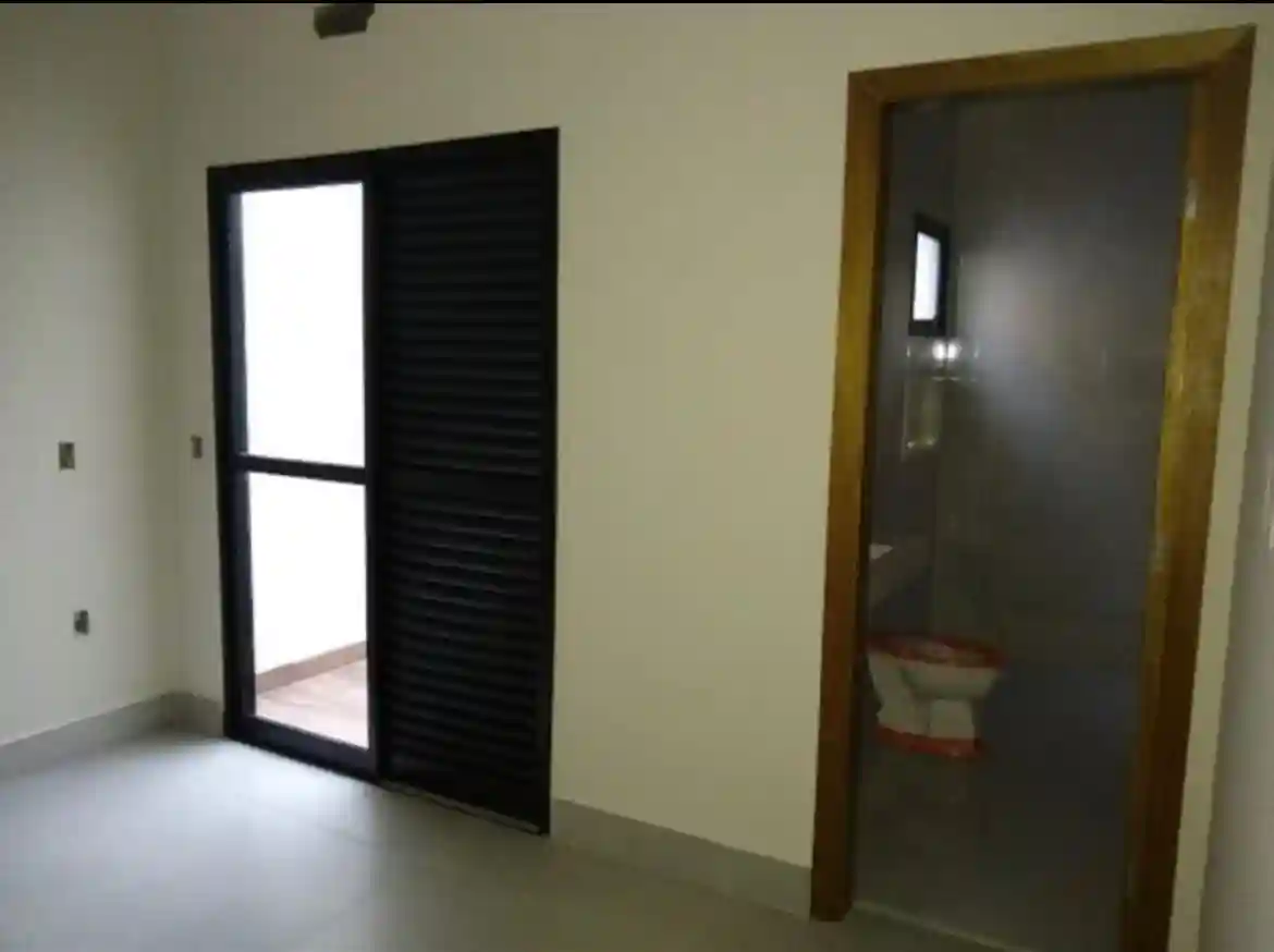 Casa de Condomínio com 3 quartos à venda, 200m² — foto 10 de 15