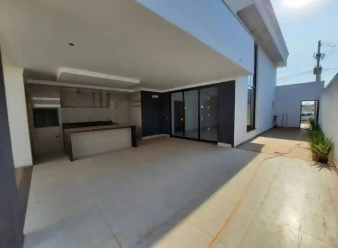 Casa de Condomínio com 3 quartos à venda, 200m² — foto 2 de 15
