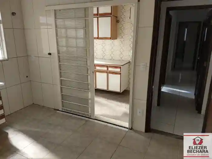 Casa à venda — foto 6 de 32