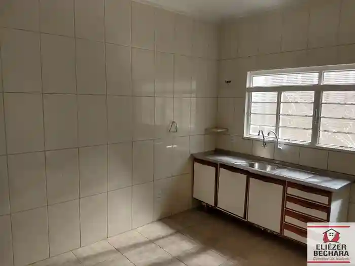 Casa à venda — foto 3 de 32