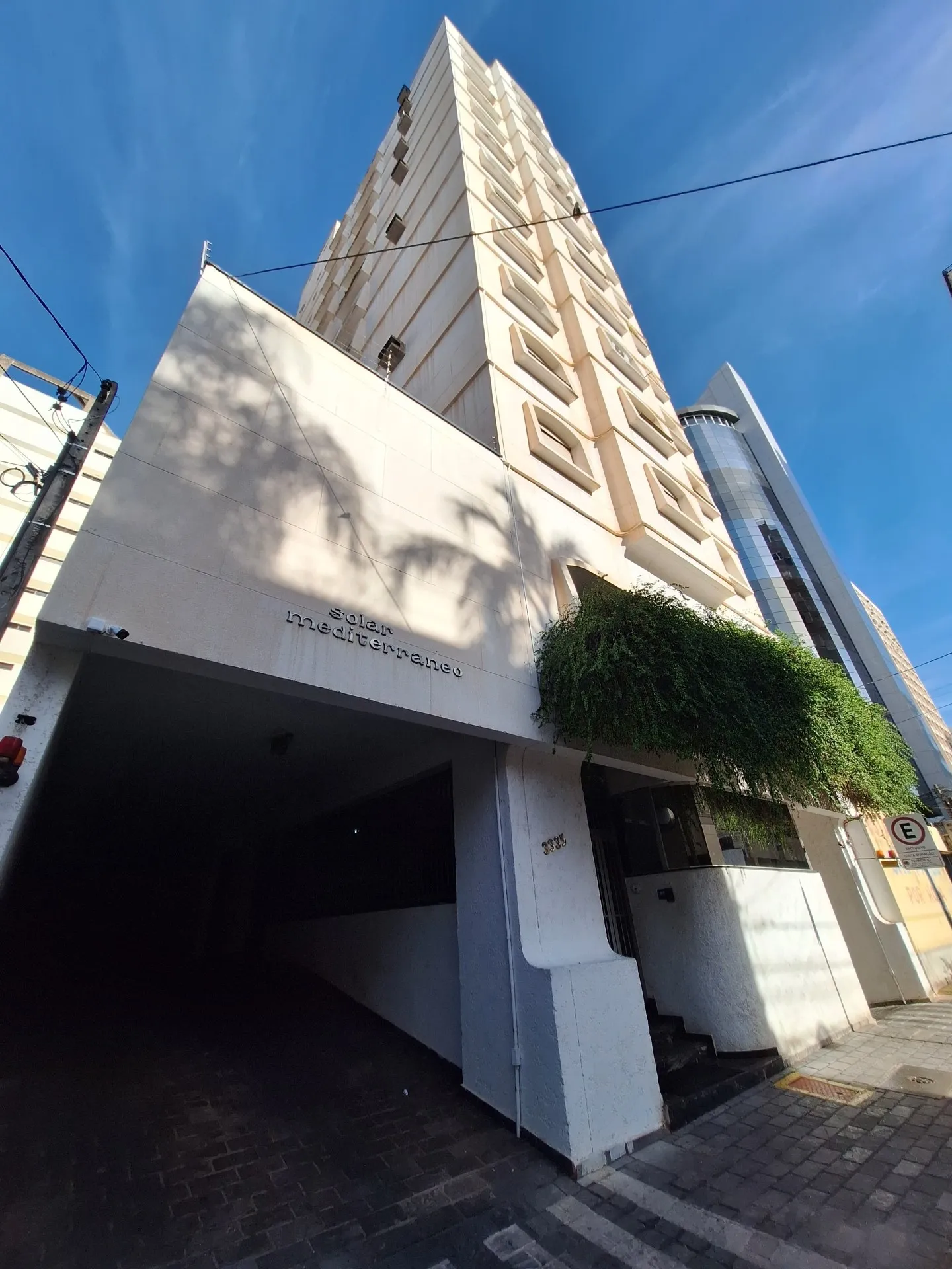 Apartamento com 3 quartos à venda, 110m² — foto 1 de 22