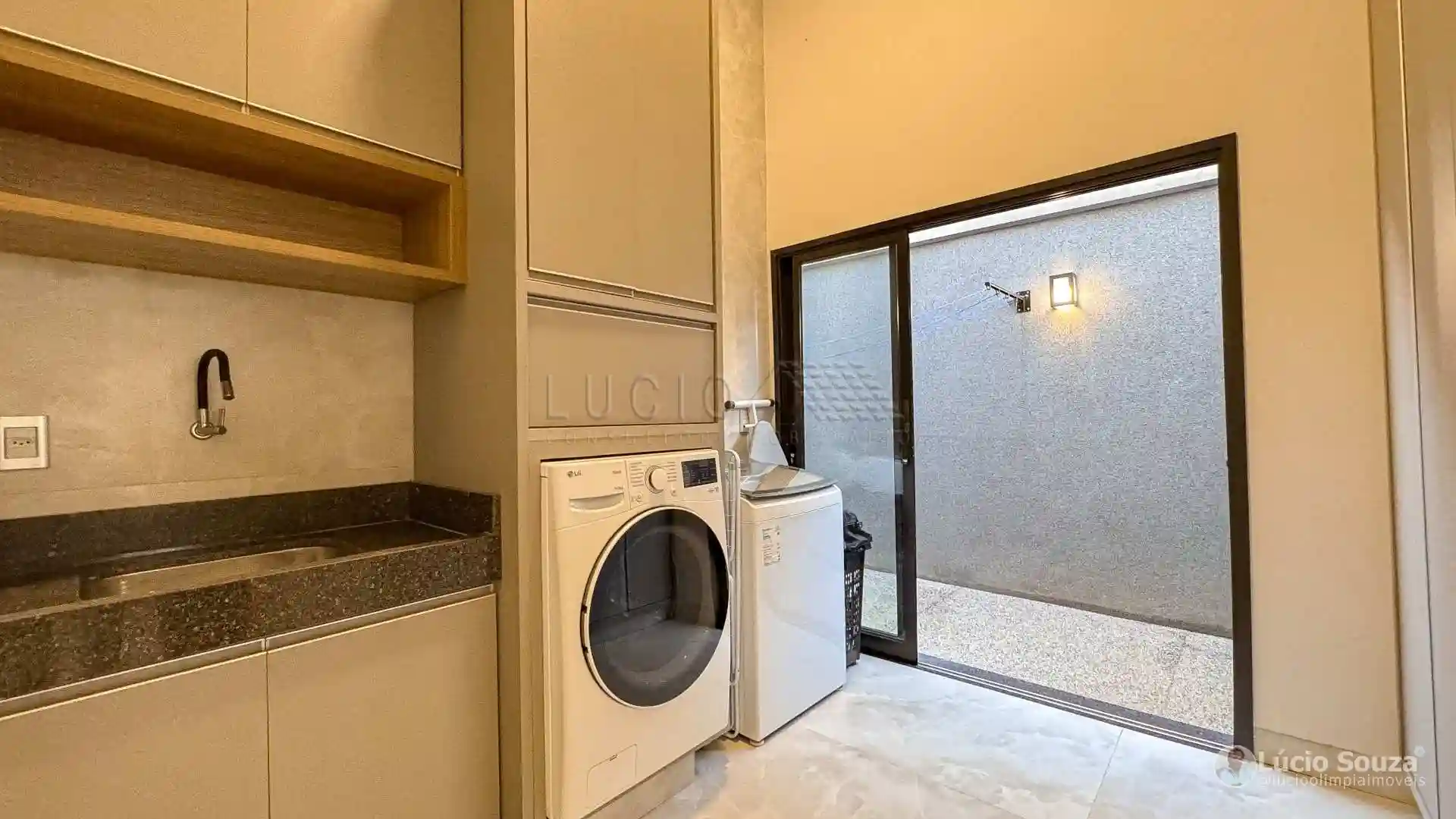 Casa de Condomínio com 3 quartos à venda, 475m² — foto 13 de 18