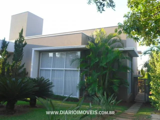 Casa de Condomínio à venda — foto 1 de 4