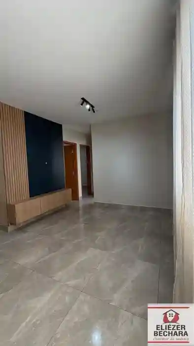 Casa com 2 quartos à venda, 108m² — foto 2 de 29