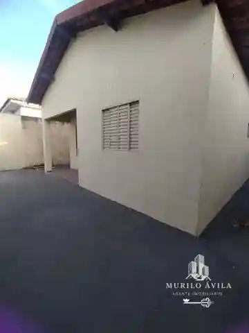 Casa com 2 quartos à venda, 200m² — foto 1 de 6