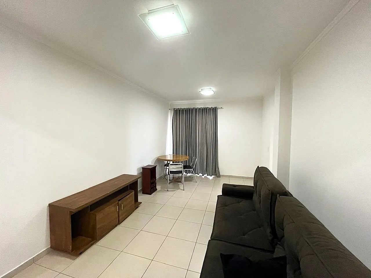 Apartamento com 2 quartos para aluguel, 70m² — foto 4 de 15