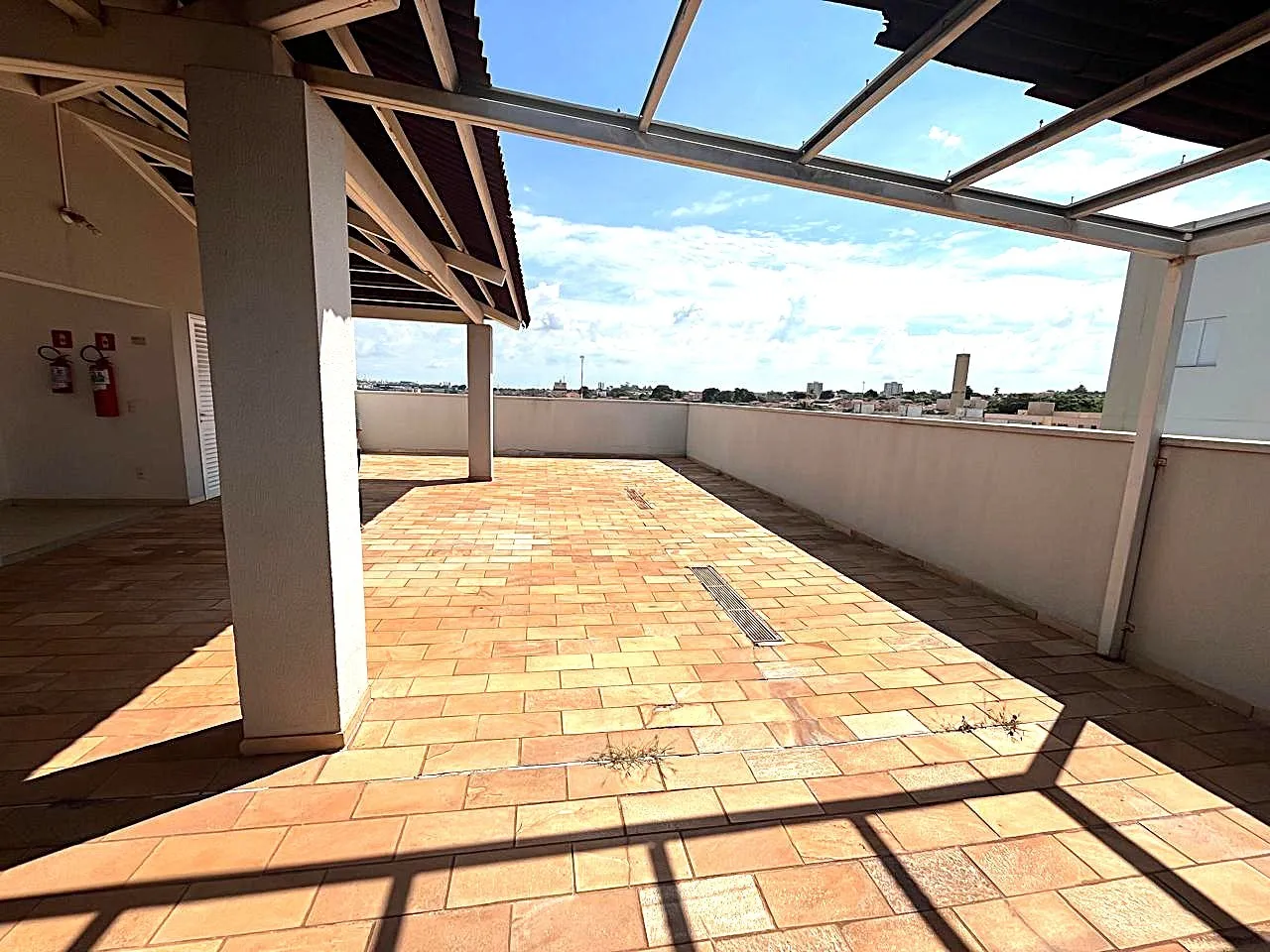 Apartamento com 2 quartos para aluguel, 70m² — foto 15 de 15
