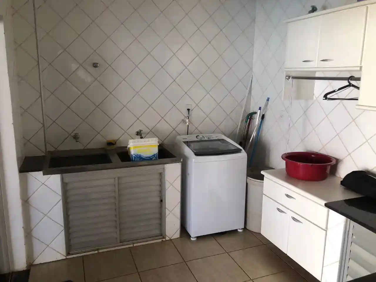 Casa com 3 quartos à venda, 300m² — foto 8 de 18