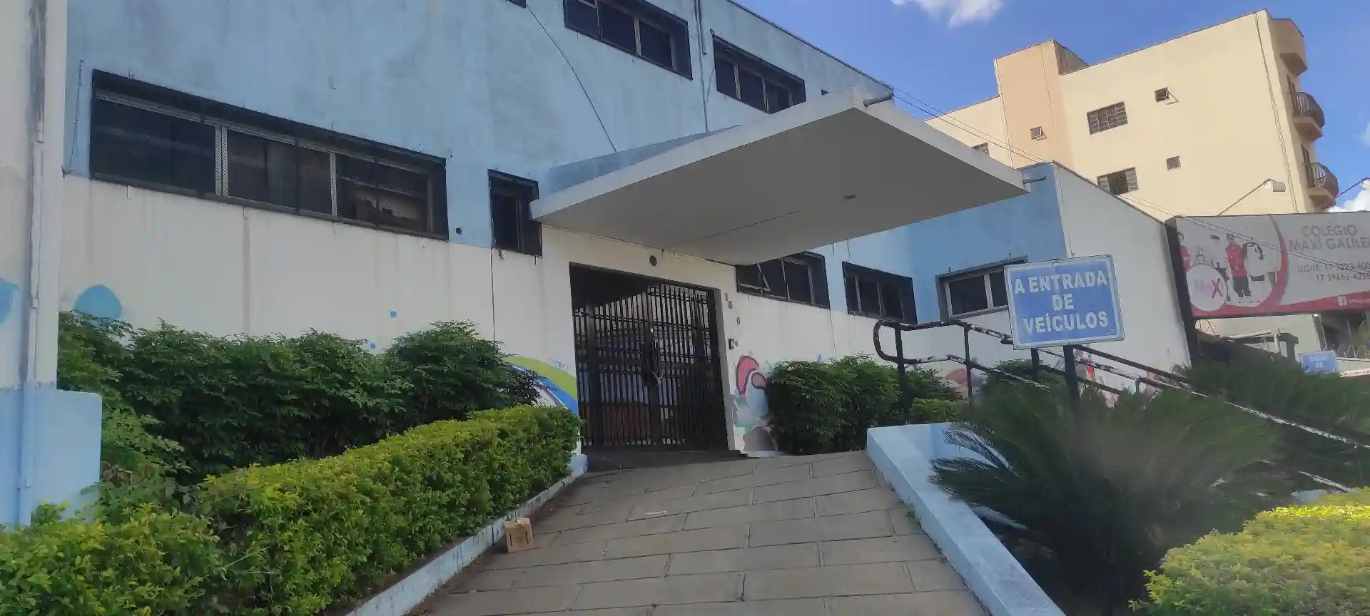Imóvel Comercial com 13 quartos para aluguel, 2100m² — foto 1 de 24