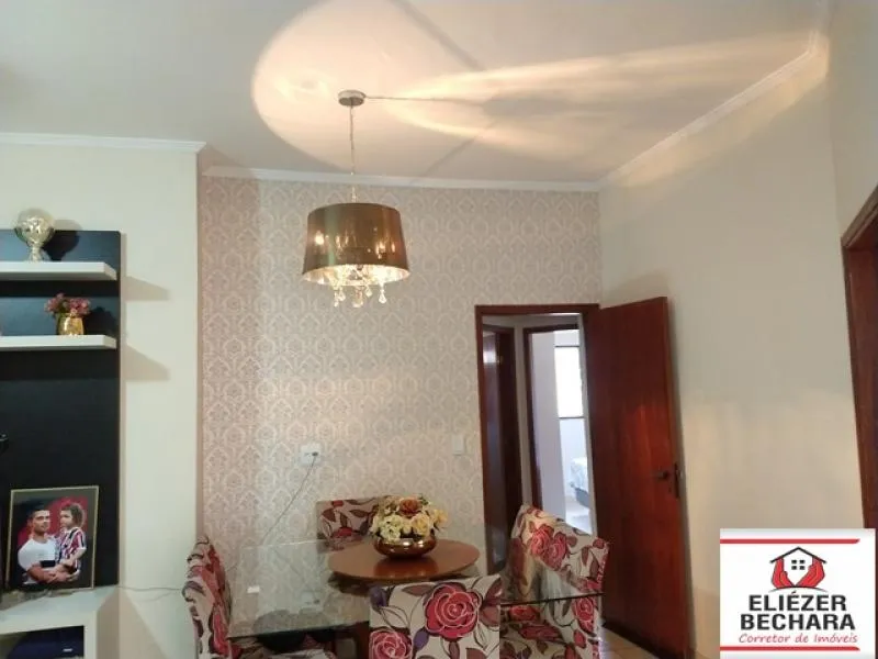 Casa à venda — foto 4 de 7