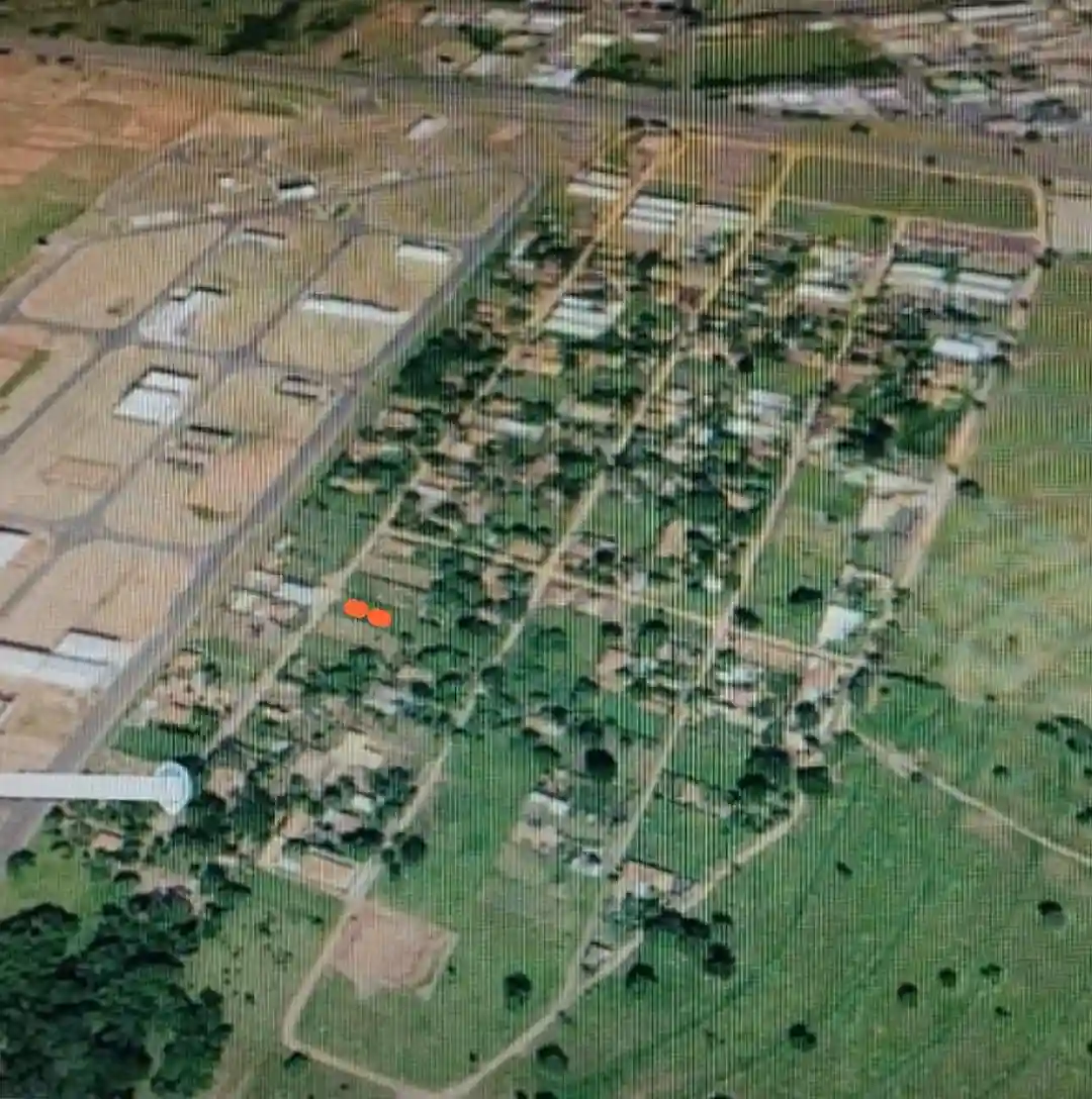 Terreno / Lote / Condomínio à venda, 1000m² — foto 2 de 7