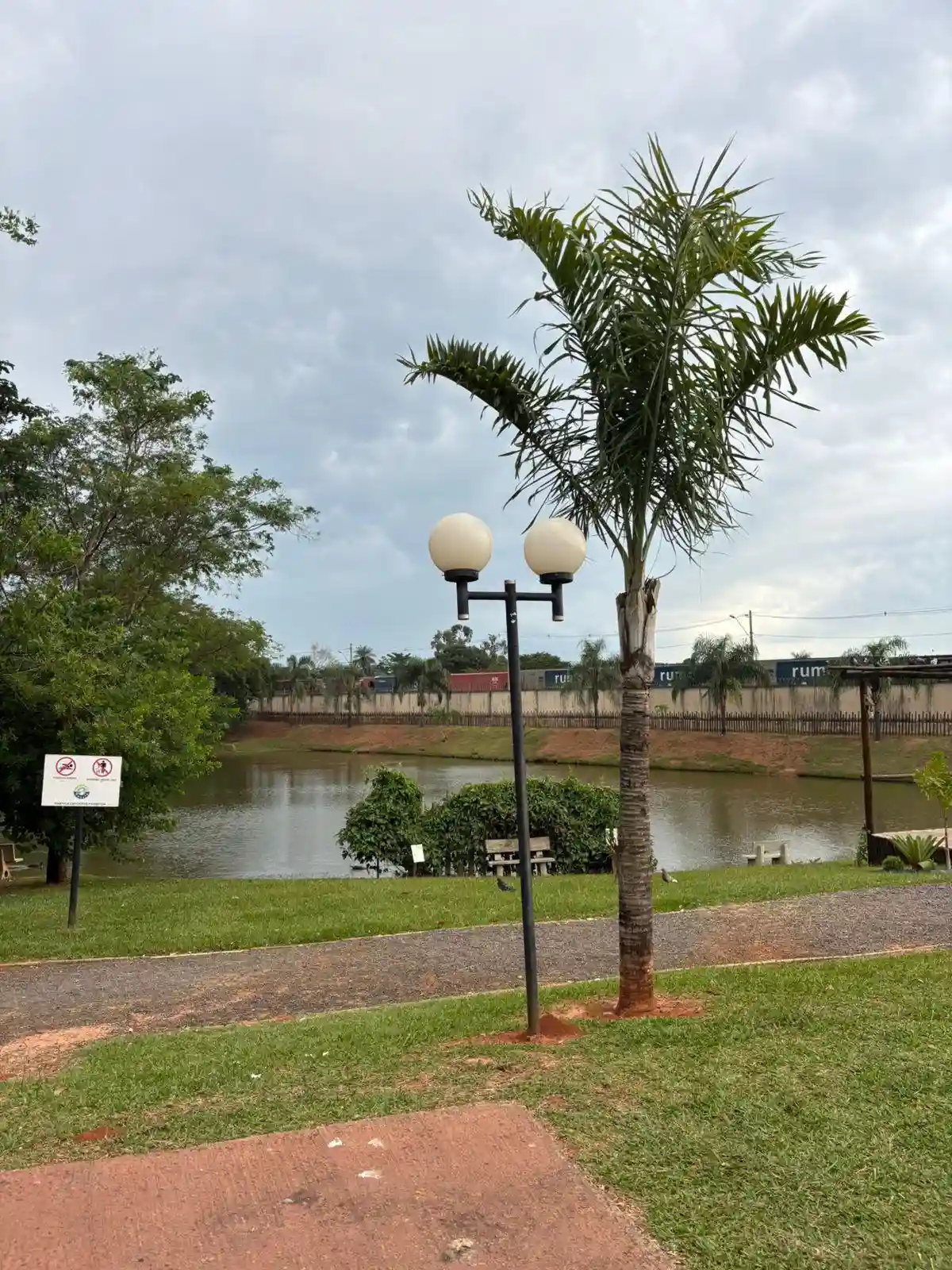 Terreno / Lote / Condomínio  à venda, 293m² — foto 3 de 7