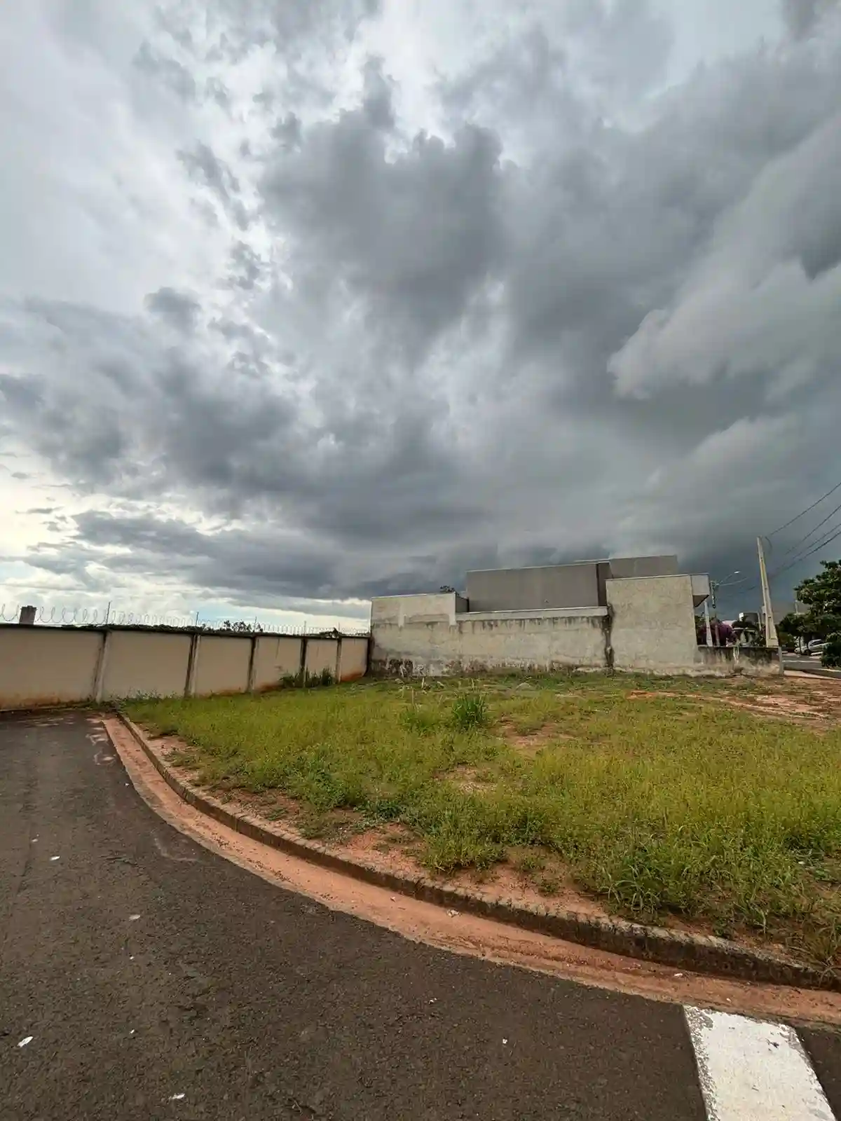Terreno / Lote / Condomínio  à venda, 293m² — foto 5 de 7