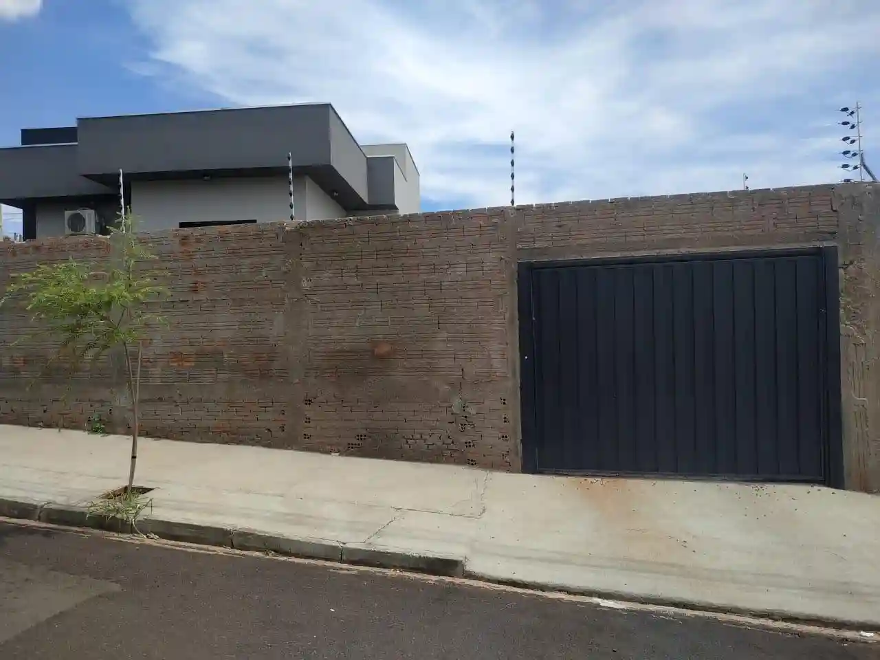 Casa com 2 quartos à venda, 235m² — foto 3 de 17