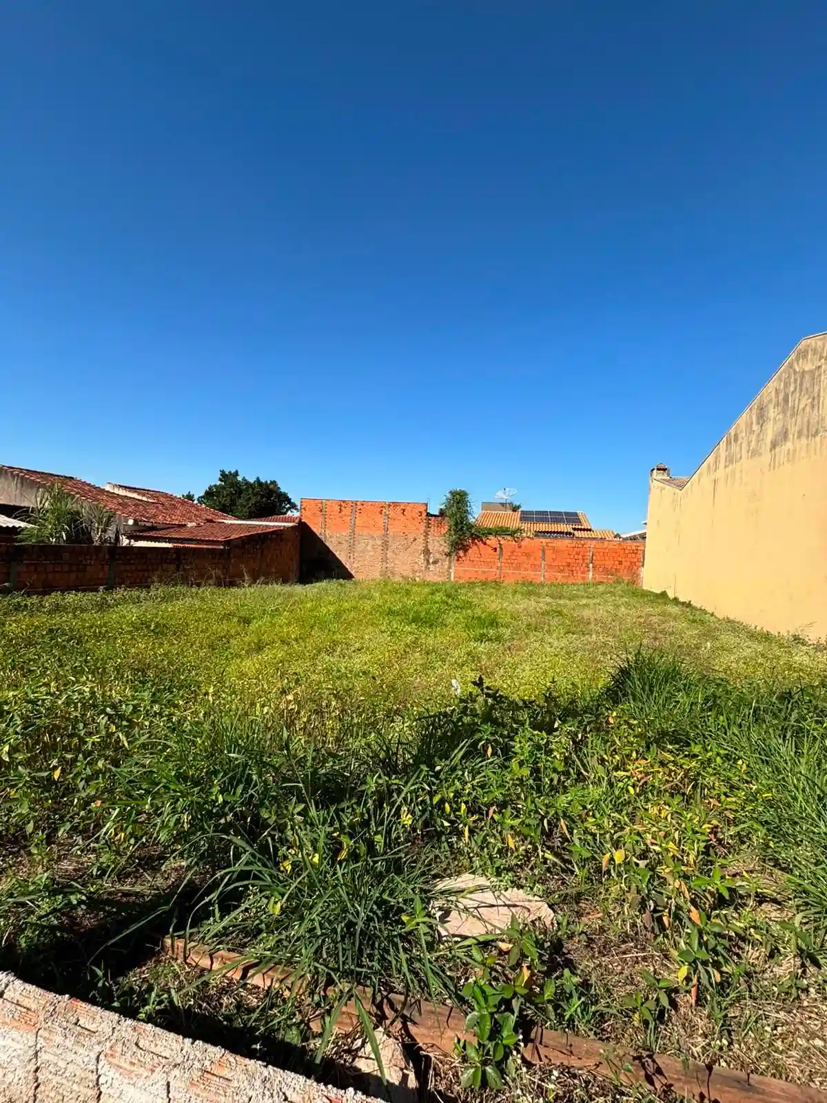 Terreno / Lote / Condomínio  à venda, 450m² — foto 3 de 6