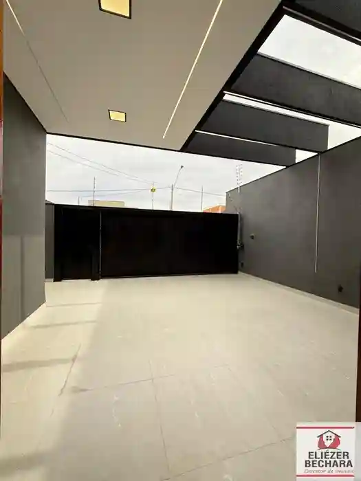 Casa com 3 quartos à venda, 120m² — foto 3 de 31
