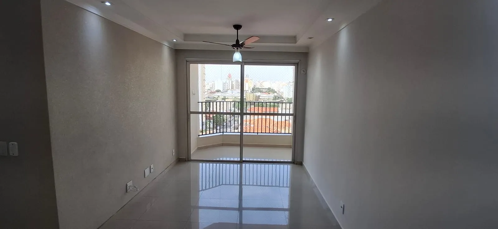 Apartamento com 2 quartos para aluguel, 80m² — foto 2 de 28