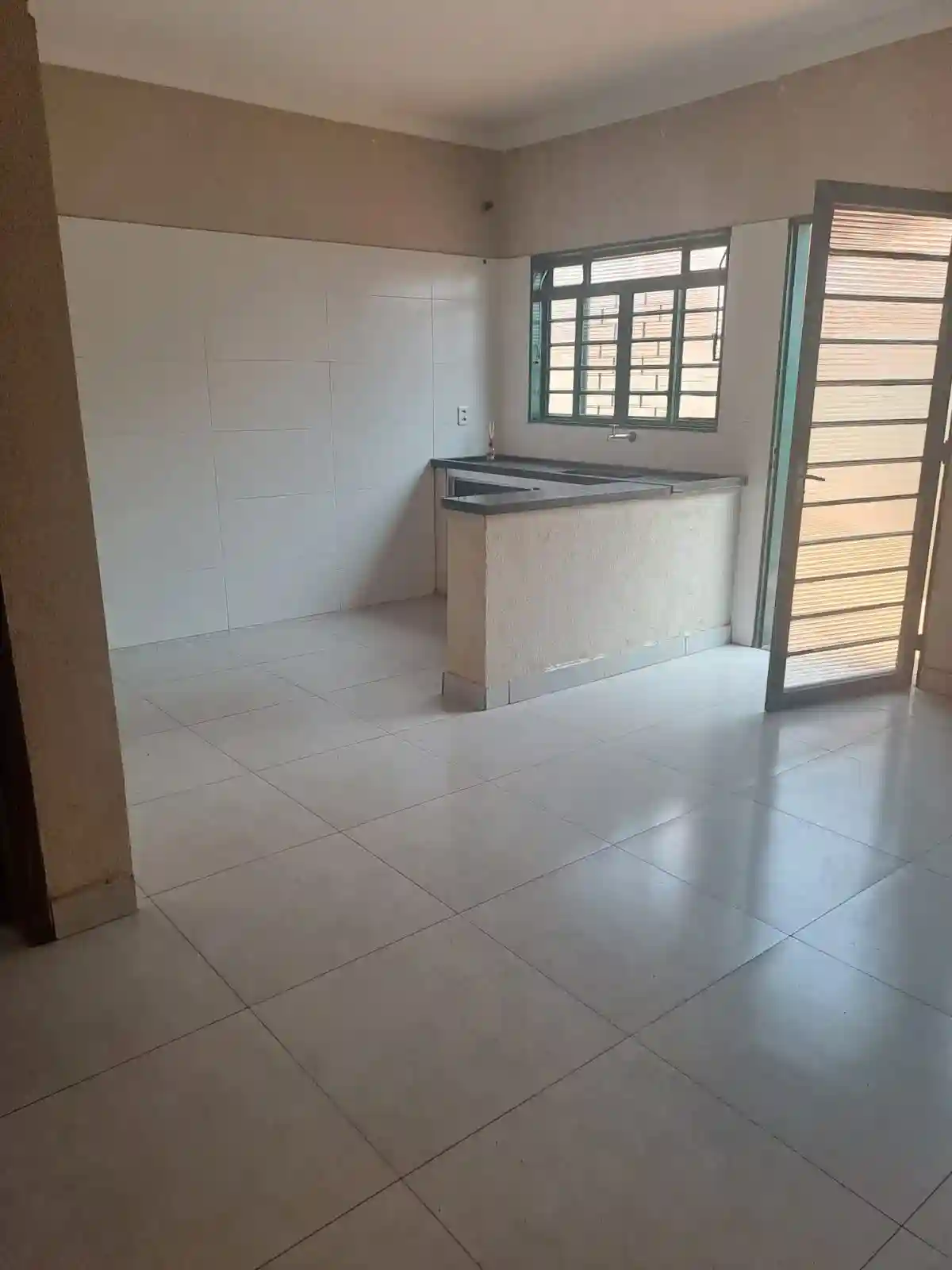 Casa com 3 quartos à venda, 180m² — foto 10 de 24