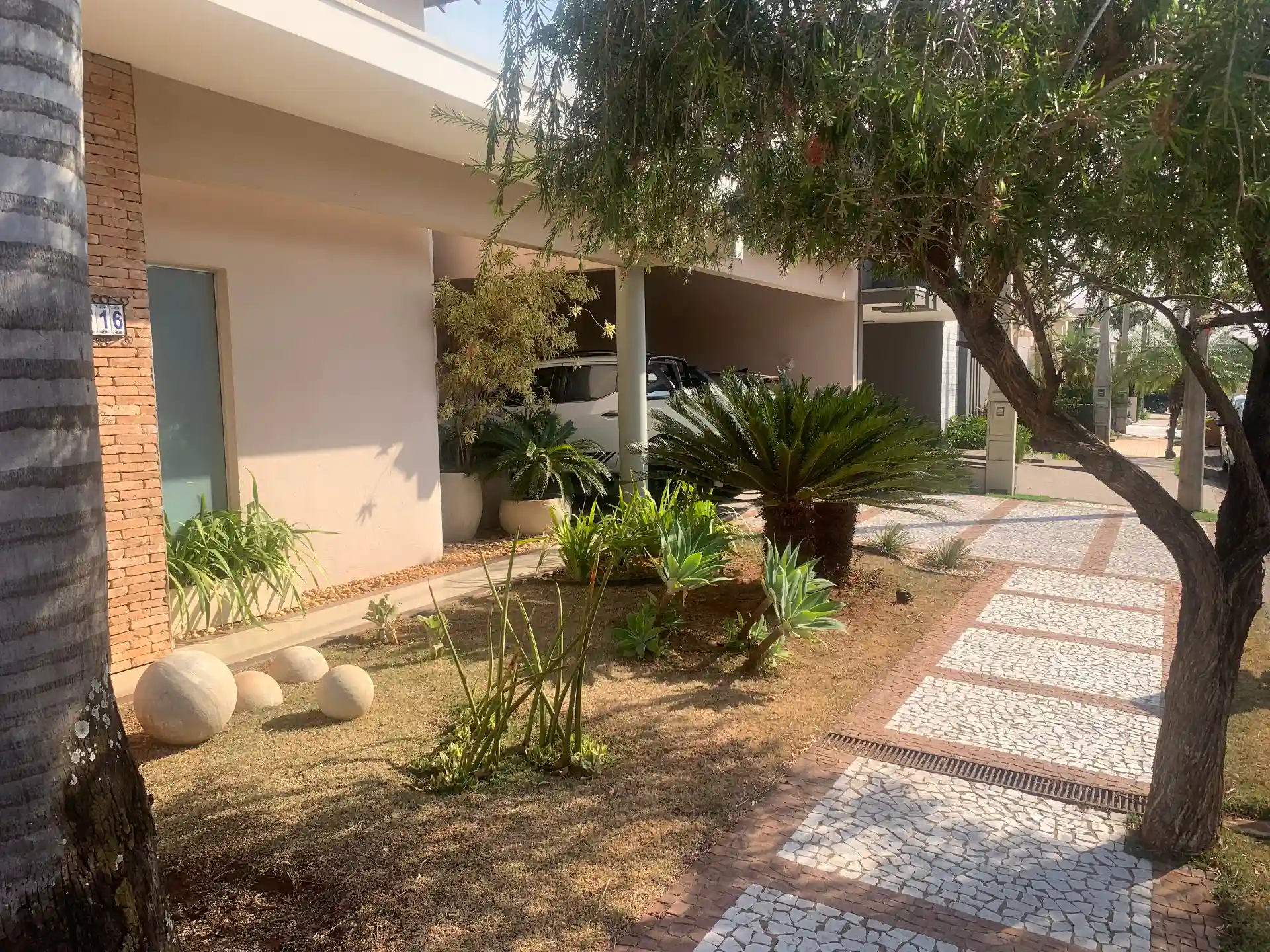 Casa de Condomínio com 3 quartos à venda, 293m² — foto 1 de 53