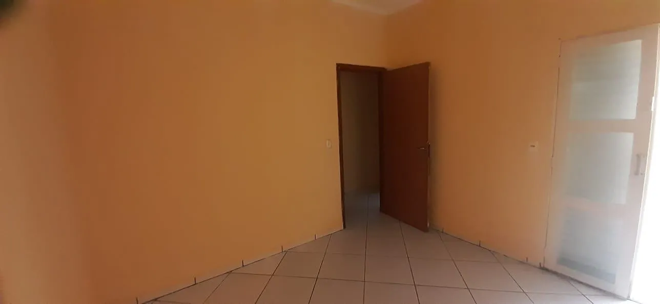 Casa com 3 quartos para aluguel, 190m² — foto 11 de 17