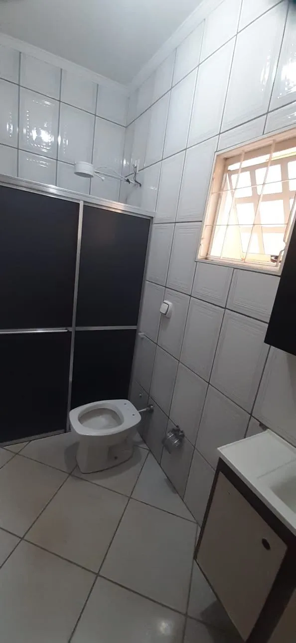 Casa com 3 quartos para aluguel, 190m² — foto 12 de 17