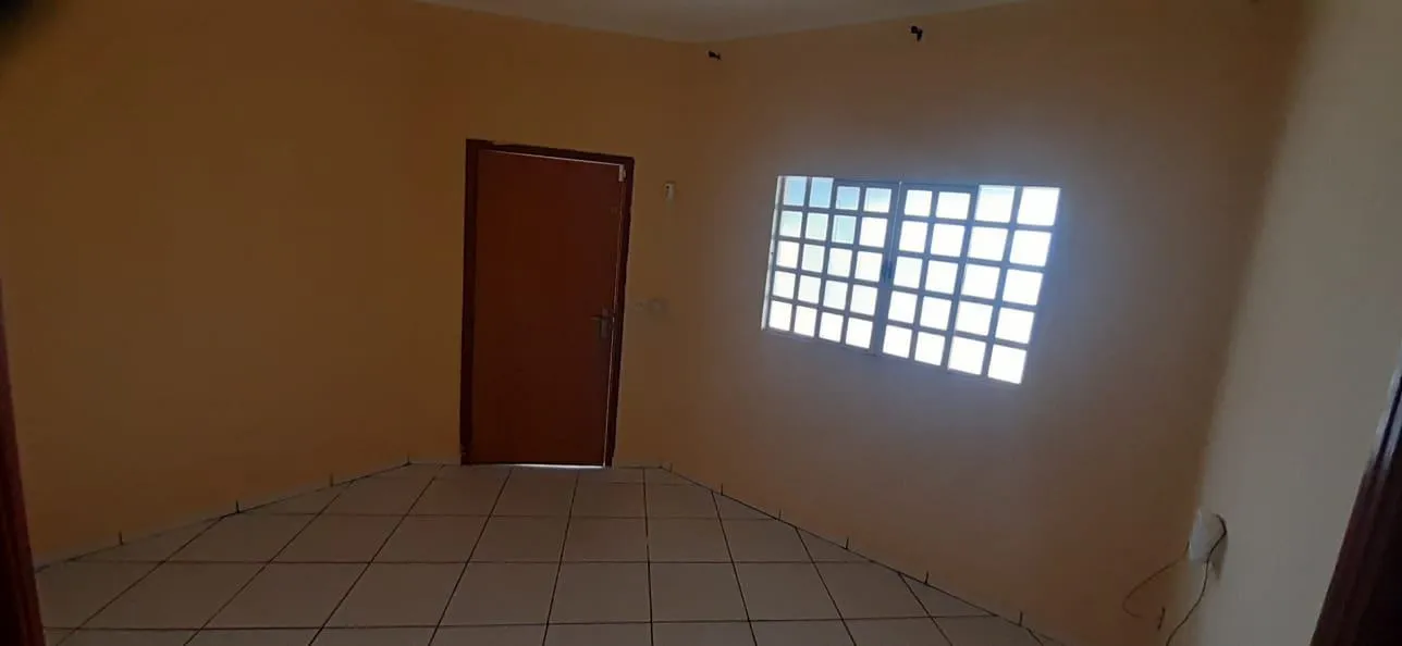 Casa com 3 quartos para aluguel, 190m² — foto 4 de 17