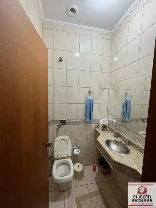 Casa com 3 quartos à venda, 220m² — foto 10 de 14